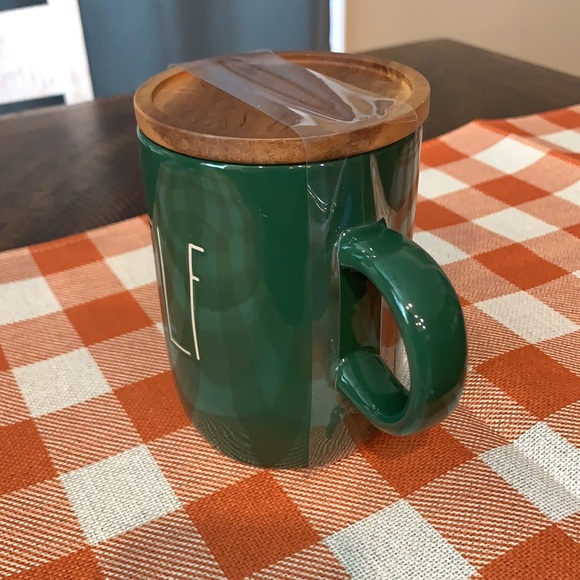 Rae Dunn ‘Elf’ mug with wood topper - Picture 4 of 4